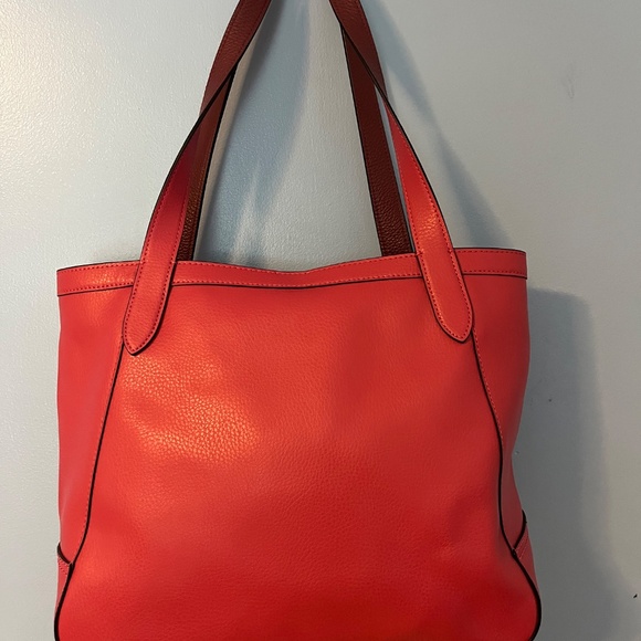 Coach Pink Leather Tote & Wristlet Set – Style No. B2154-C4063  (never used) - Picture 2 of 5